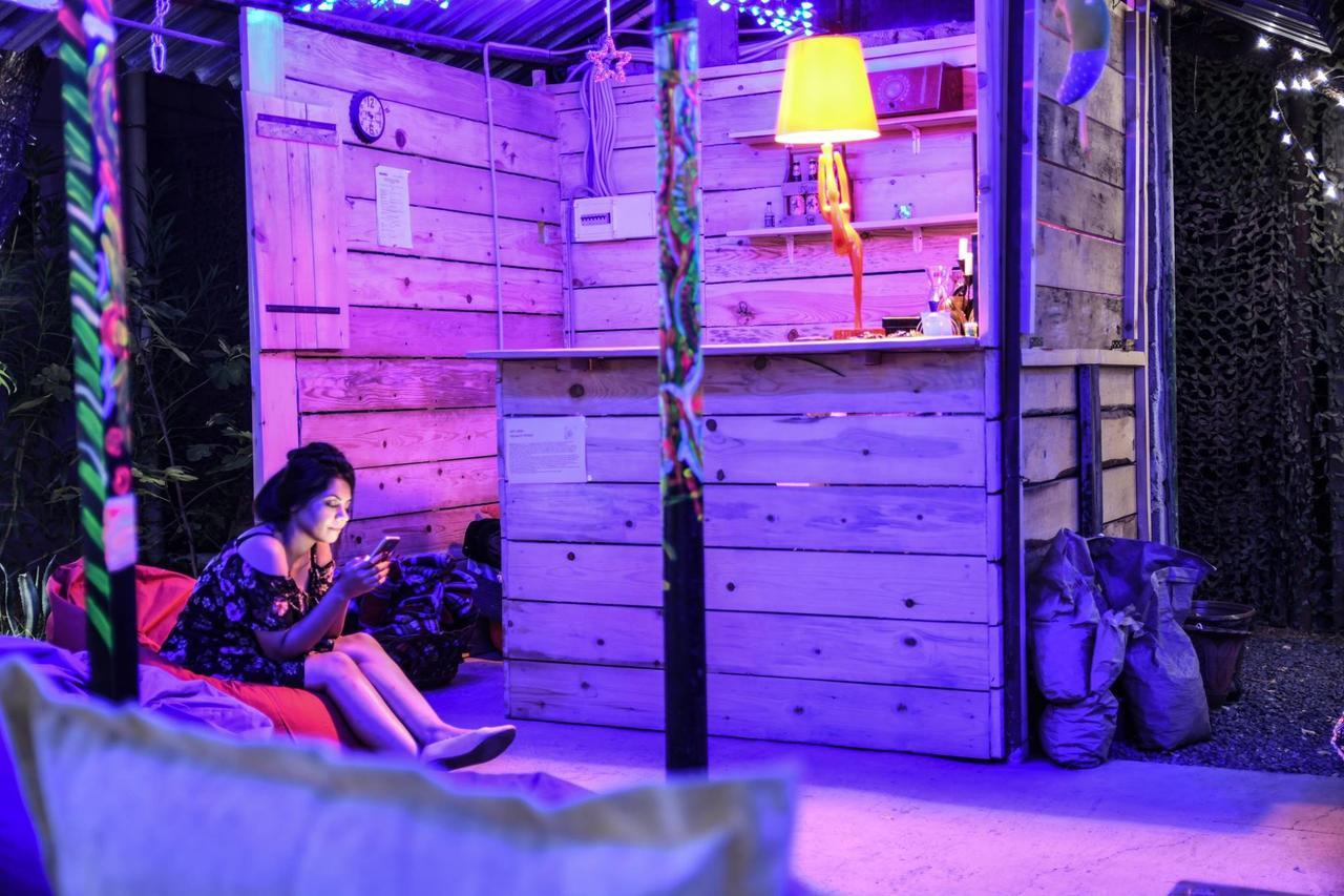 Zgarbi Hostel Tbilissi Extérieur photo