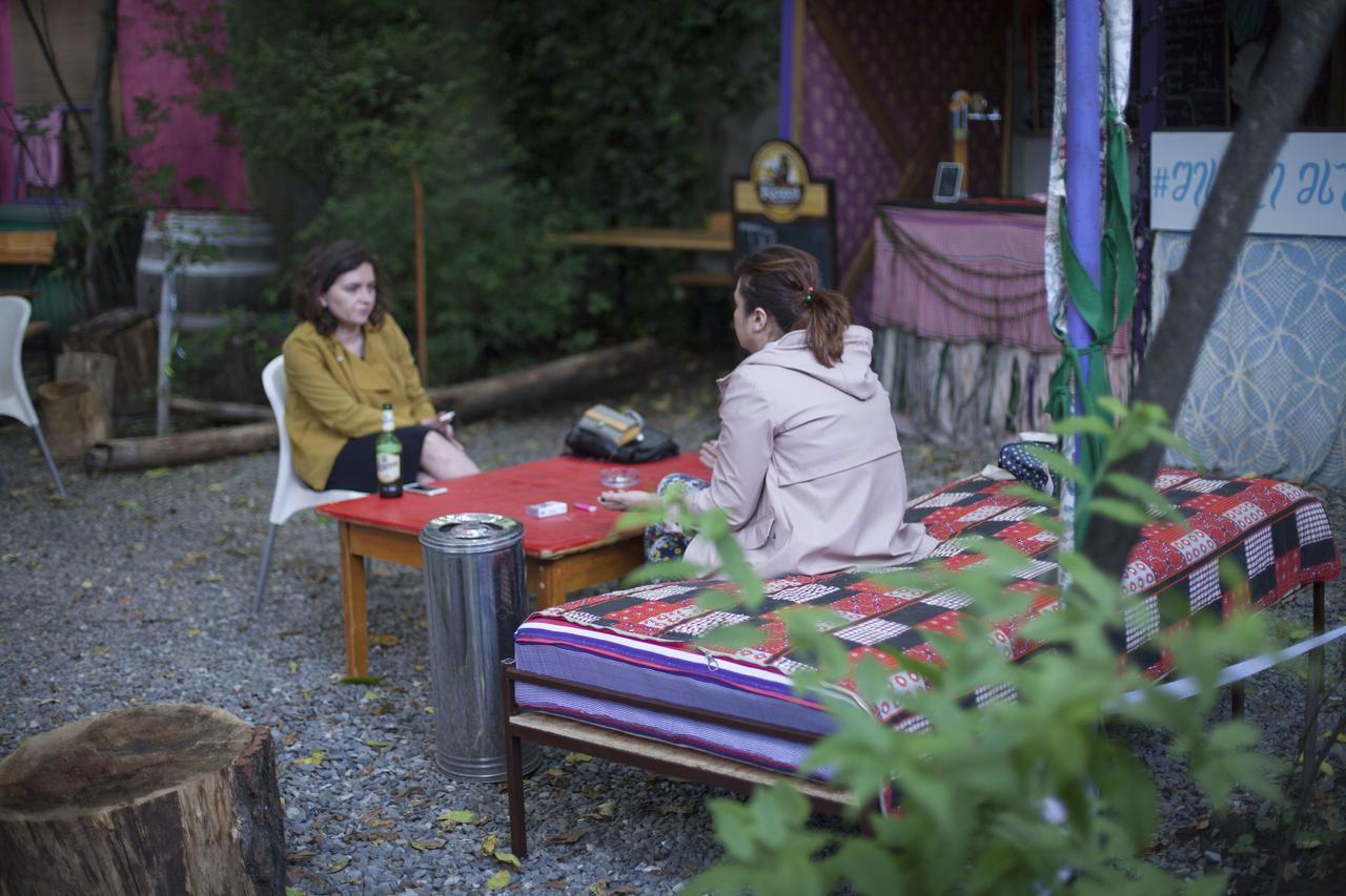 Zgarbi Hostel Tbilissi Extérieur photo