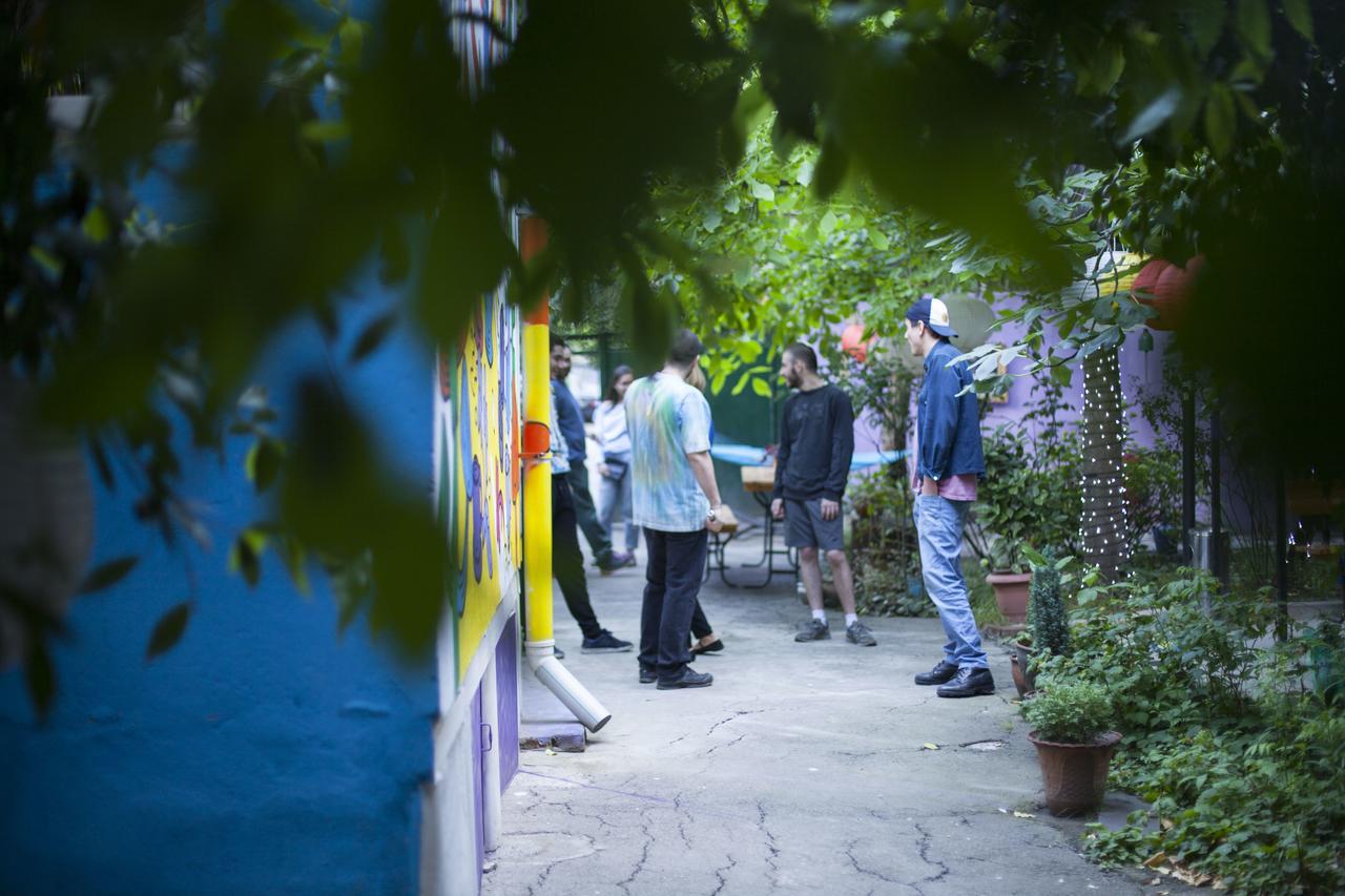 Zgarbi Hostel Tbilissi Extérieur photo